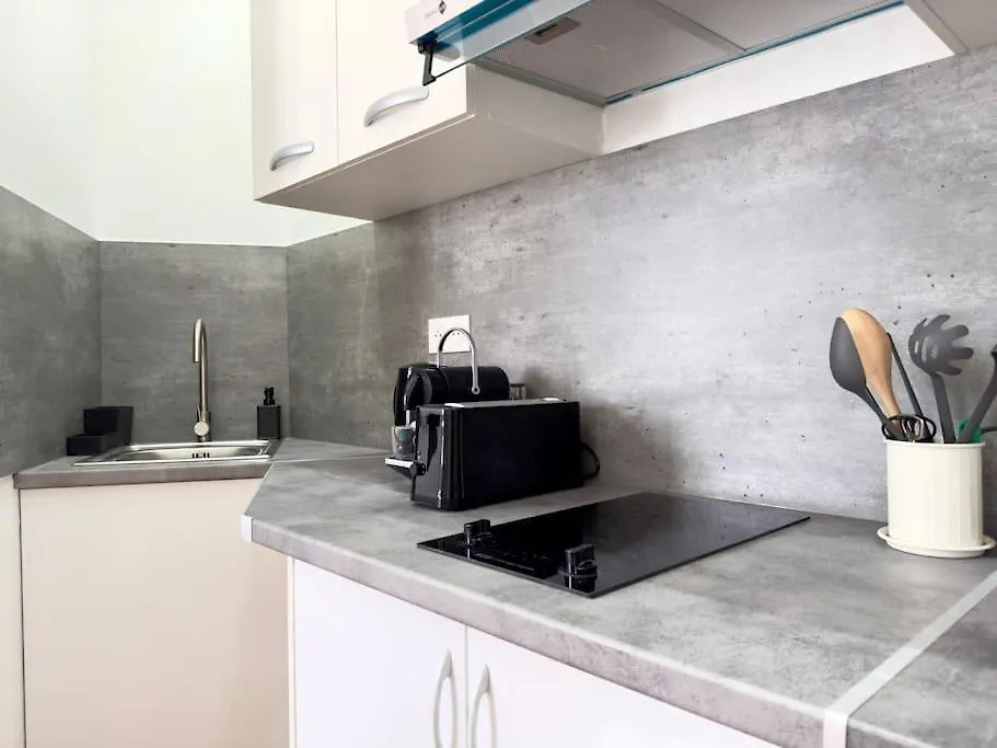 Appartement Mezzanine Cosy 4P Champs Elysees Παρίσι 0*,