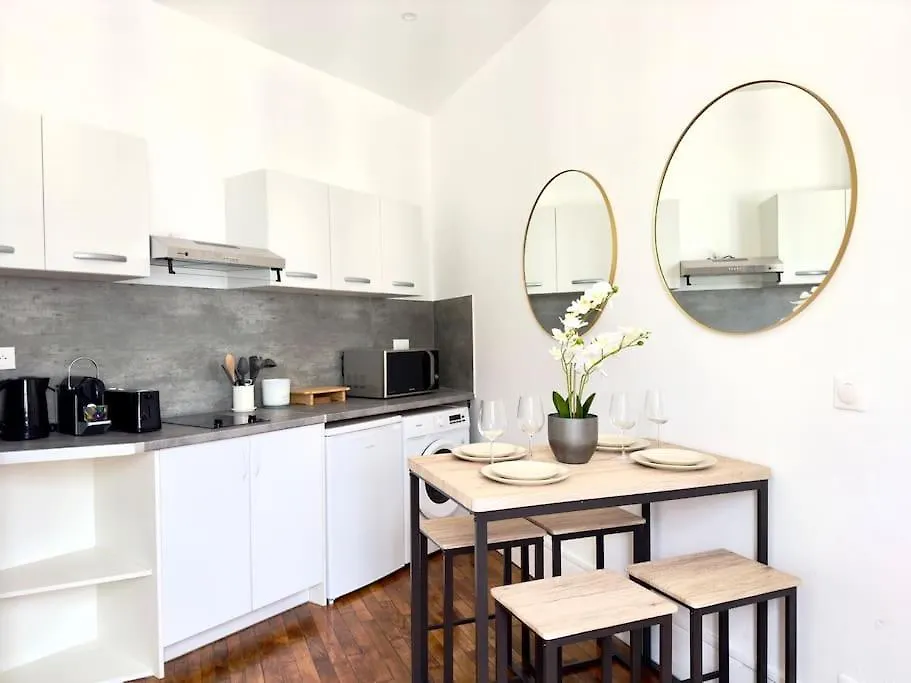 Appartement Mezzanine Cosy 4P Champs Elysees Παρίσι