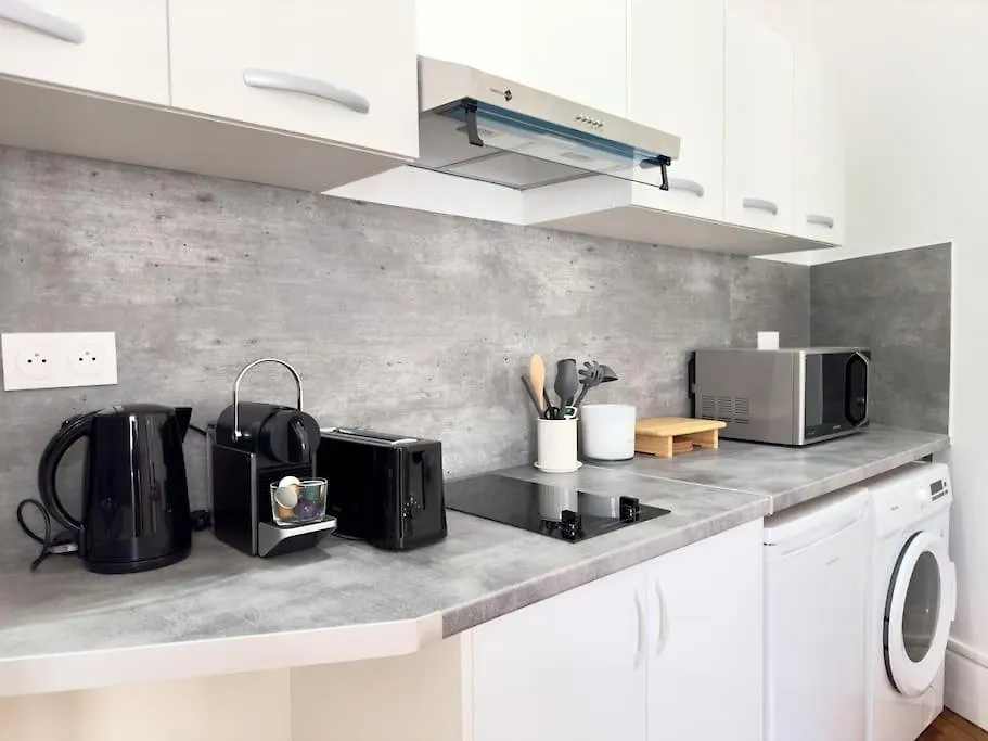 Διαμέρισμα Appartement Mezzanine Cosy 4P Champs Elysees Παρίσι Γαλλία