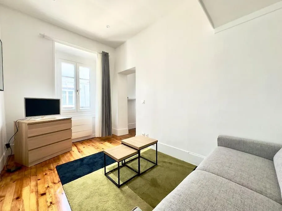 Appartement Mezzanine Cosy 4P Champs Elysees Παρίσι 0*,  Γαλλία