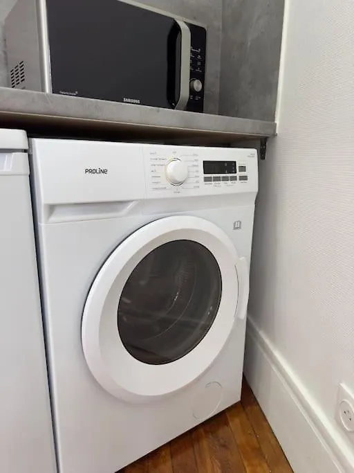 Apartment Appartement Mezzanine Cosy 4P Champs Elysees Paris